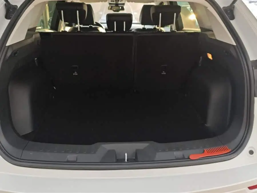 هافال H6 2021 1.5T أوتوماتيكي بطل