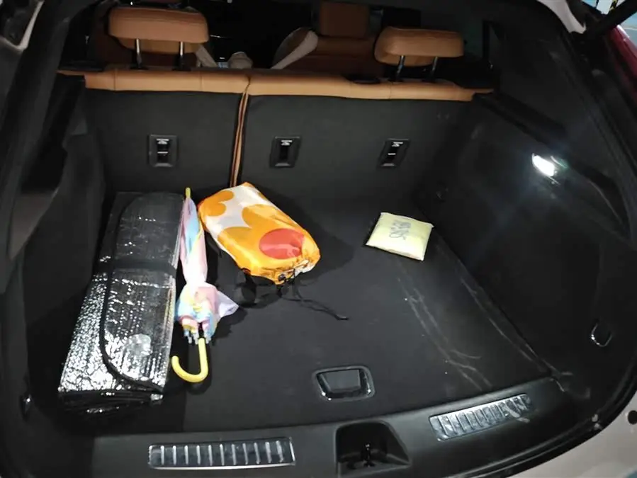 Cadillac XT4 2022 28T Two-Wheel Drive Premium