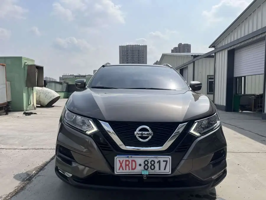 2022 نيسان قاشقاي 2.0 لتر CVT XV النسخة الذكية