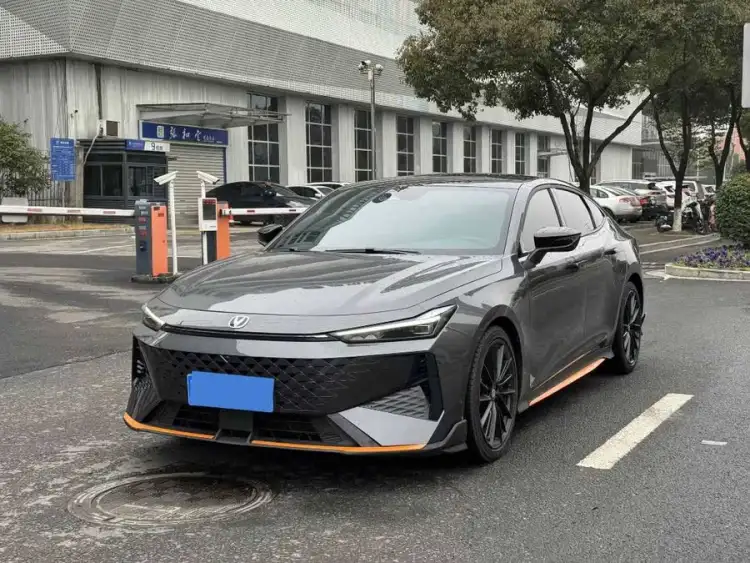 Changan UNI-V 2024 1.5T Premium Sports Edition