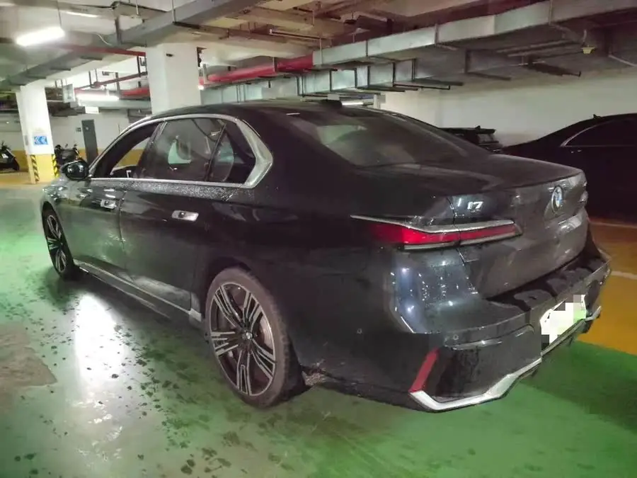 BMW i7 2023 eDrive50L Exclusive M Sport Package