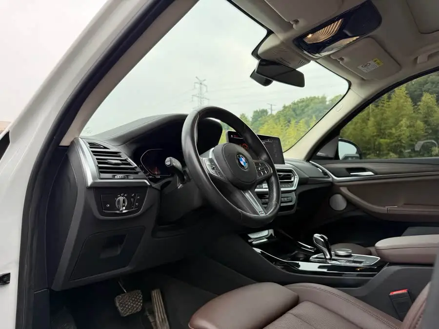 BMW X3 2022 Facelift xDrive30i Leading Model M Black Package