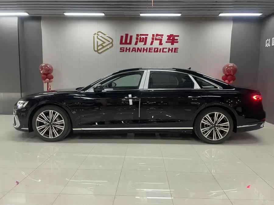 أودي A8 2025 A8L 45 TFSI كواترو الفاخرة