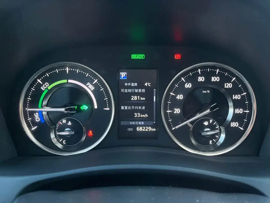 ألفارد 2021 هجينة 2.5 لتر إصدار بريميوم