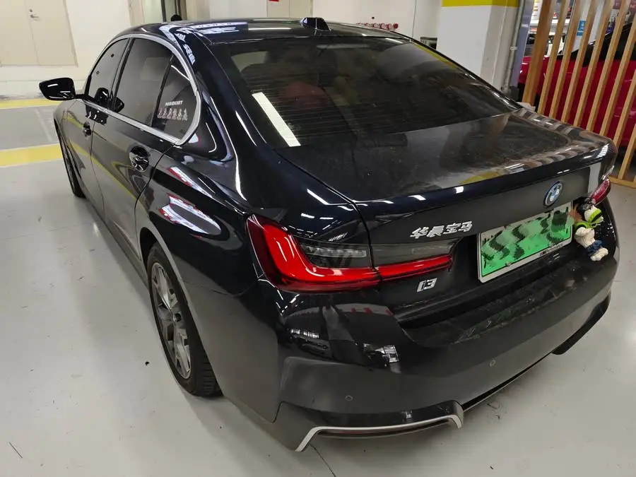 بي إم دبليو i3 2022 eDrive 35 L