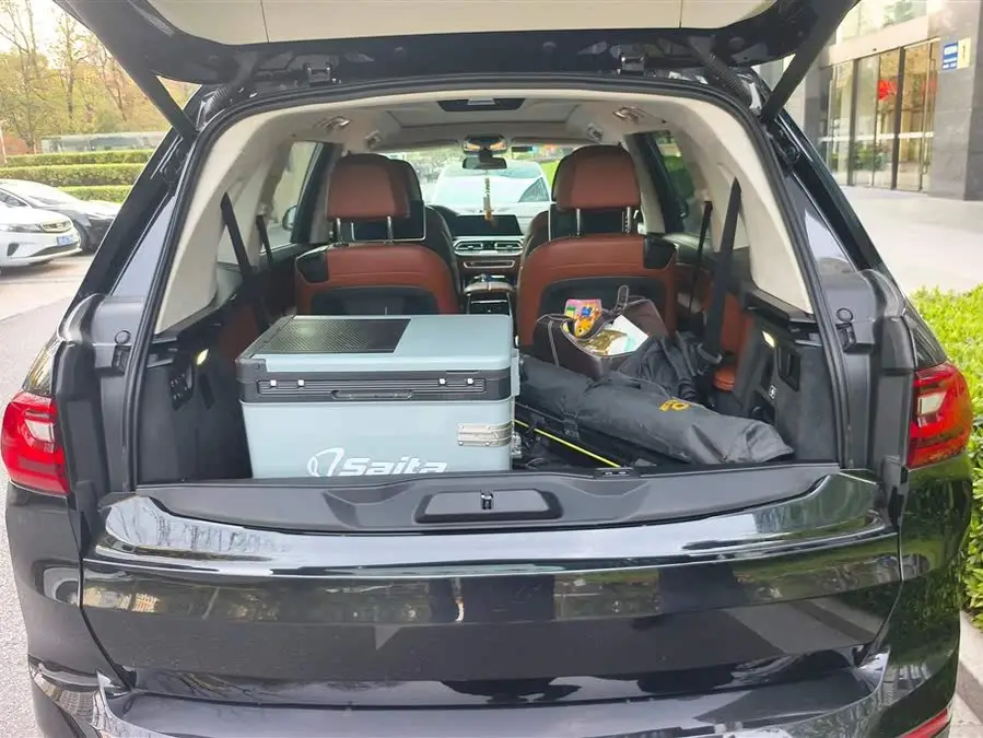 بي إم دبليو X7 2021 طراز مُعدل xDrive40i باقة الرفاهية التنفيذية