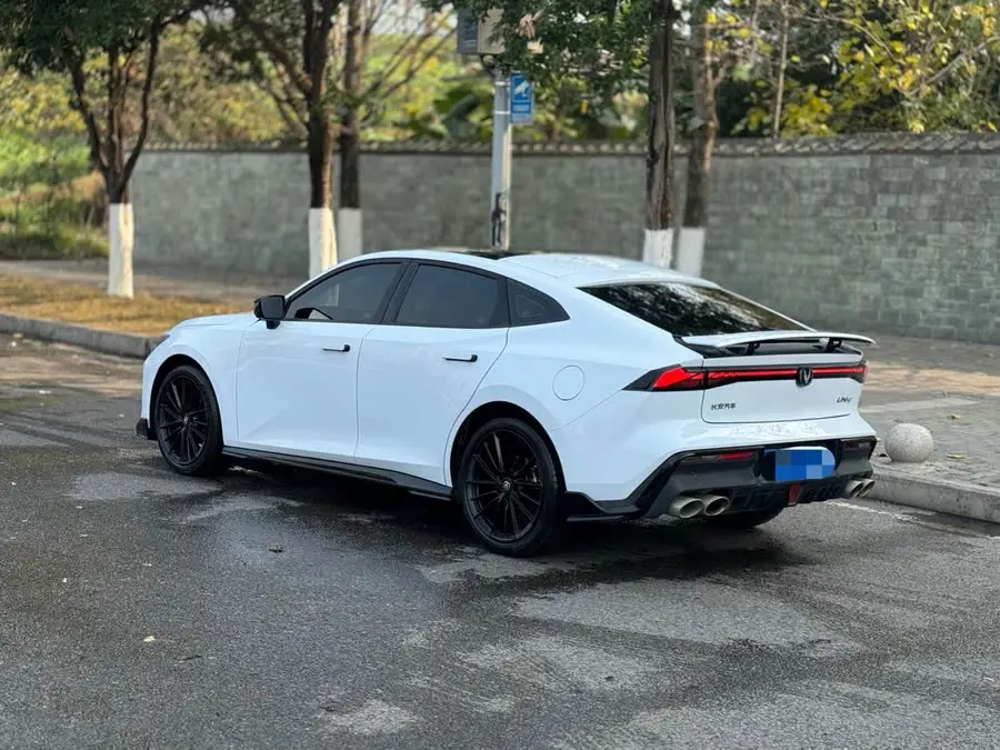 Changan UNI-V 2023 1.5T Sport Version