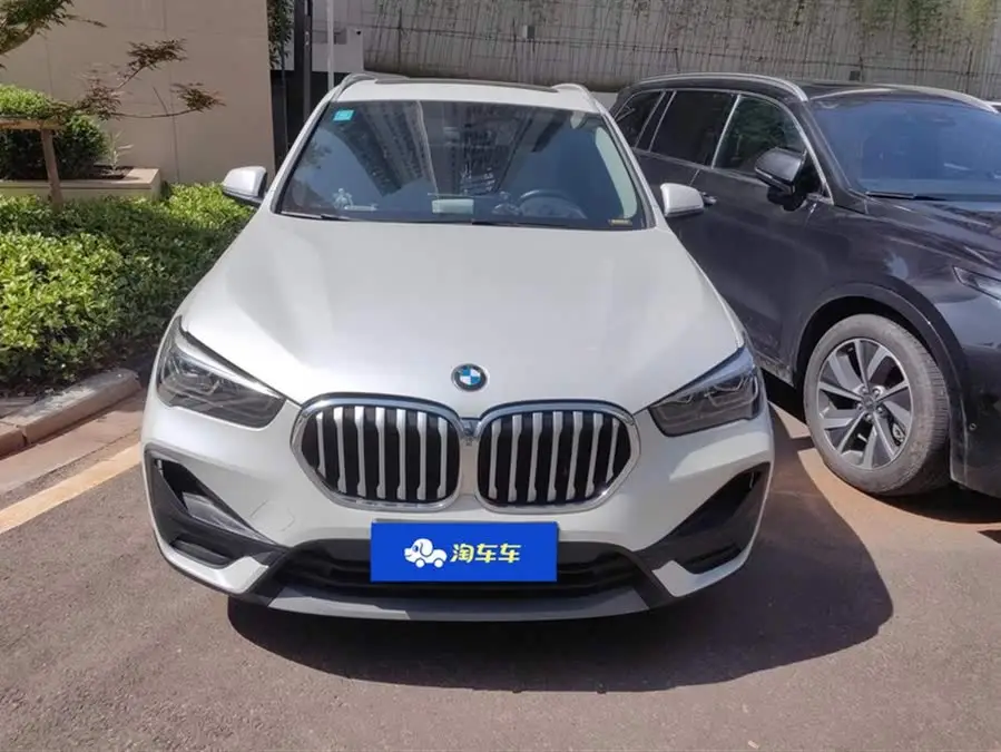 بي إم دبليو X1 2022 sDrive25Li النسخة الرائدة