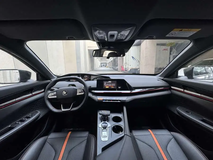 Changan UNI-V 2024 1.5T Premium