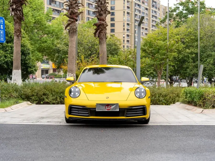 Porsche 911 2020 Carrera 3.0T