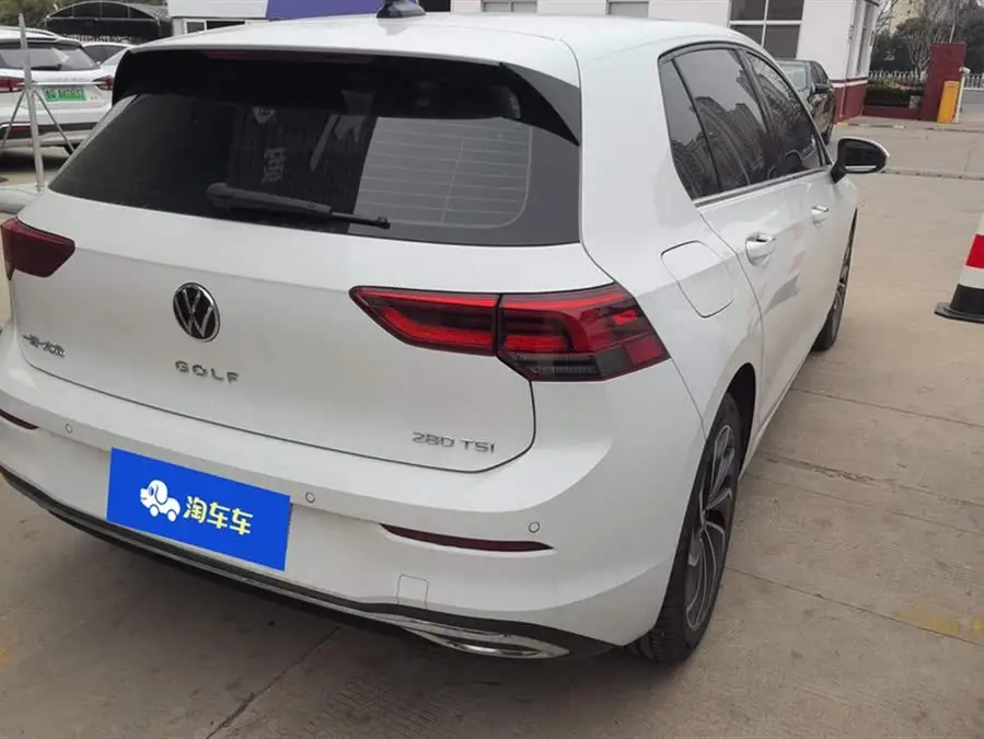 غولف 2023 طراز مُعدل 280TSI DSG برو