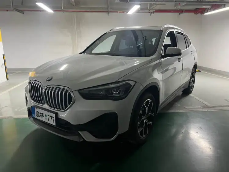 BMW X1 2021 sDrive25Li Leading Edition