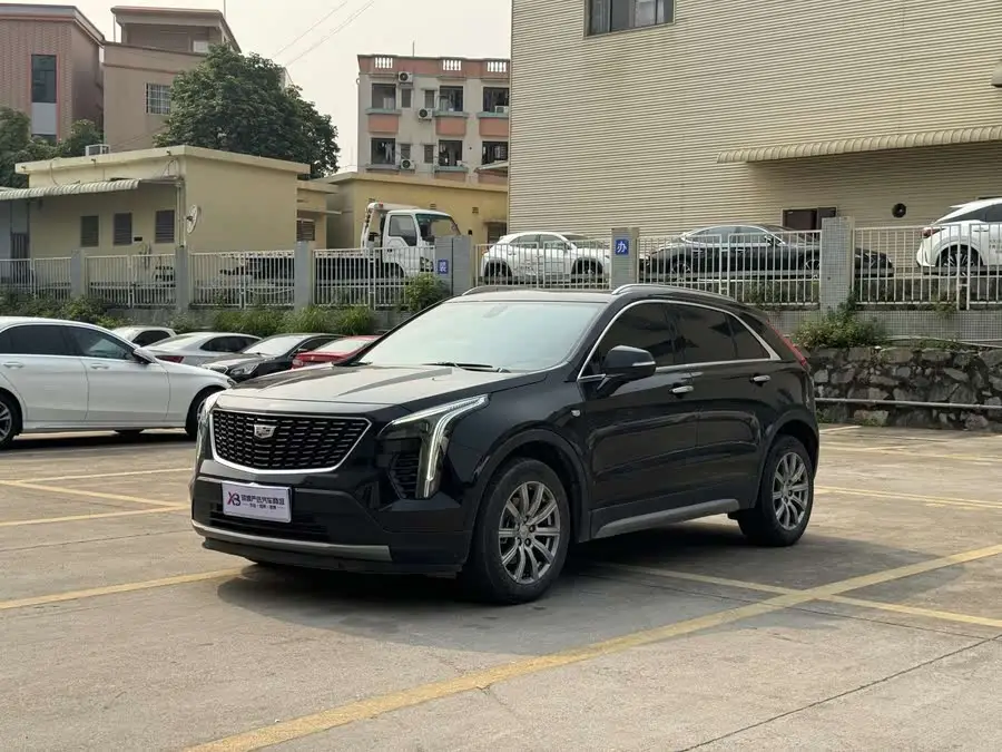 Cadillac XT4 2021 28T FWD Premium