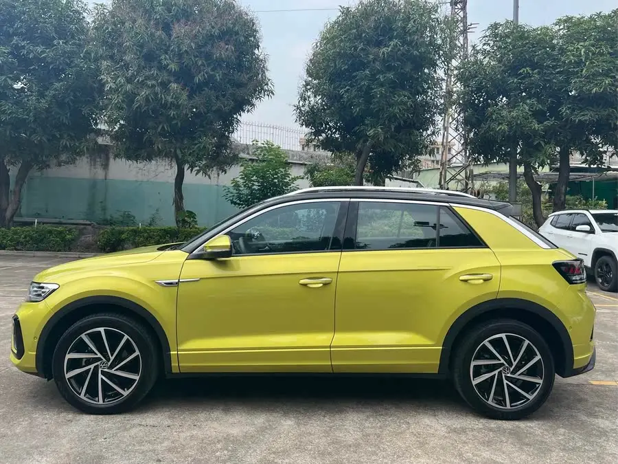 T-ROC 2023 طراز 300TSI DSG دفع ثنائي إصدار نجمي