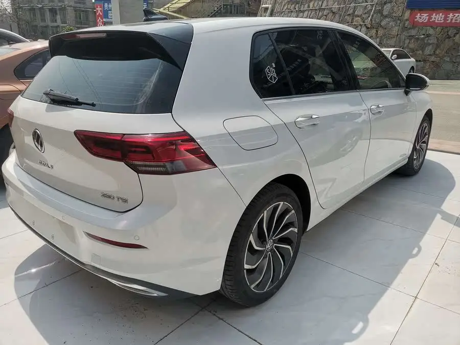 غولف 2021 200TSI DSG