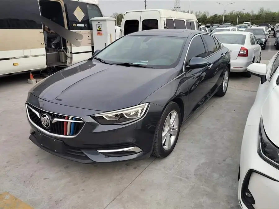 بيوك ريجال 2019 طراز 20T النخبة الوطني VI