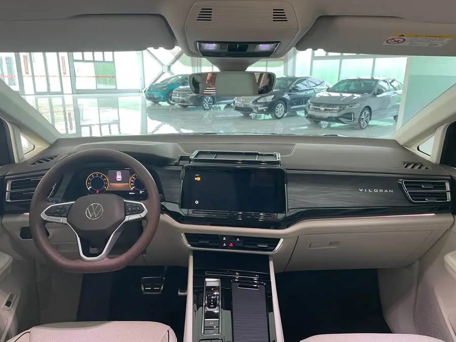 Volkswagen Viloran 2023 380TSI Premium