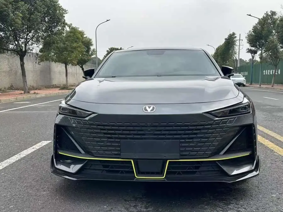 Changan UNI-V 2023 1.5T Sports Version