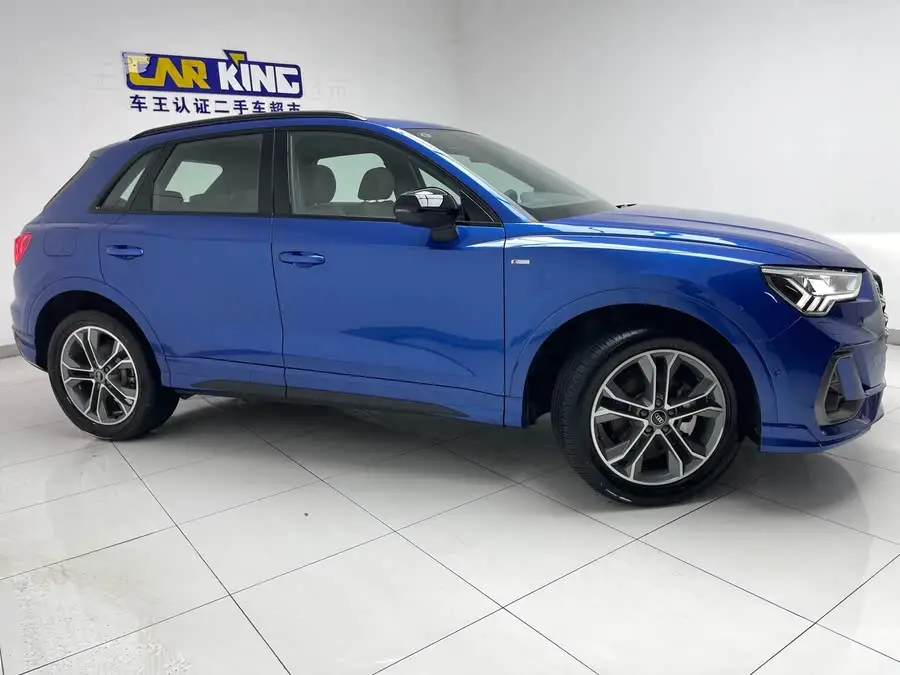 أودي Q3 2024 45 TFSI كواترو أنيقة ديناميكية