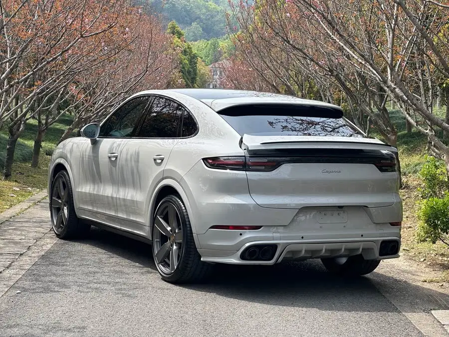 2019 Porsche Cayenne Coupé 3.0T
