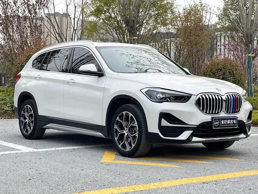 BMW X1 2022 sDrive20Li Luxury