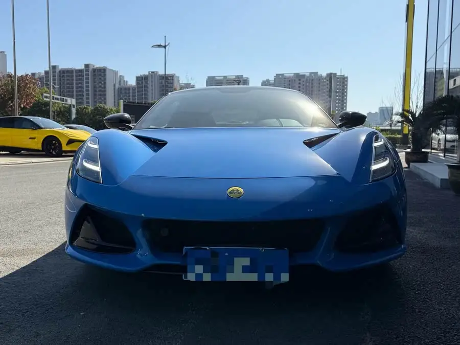 إيميرا 2022 3.5T V6 يدوي الإصدار الأول