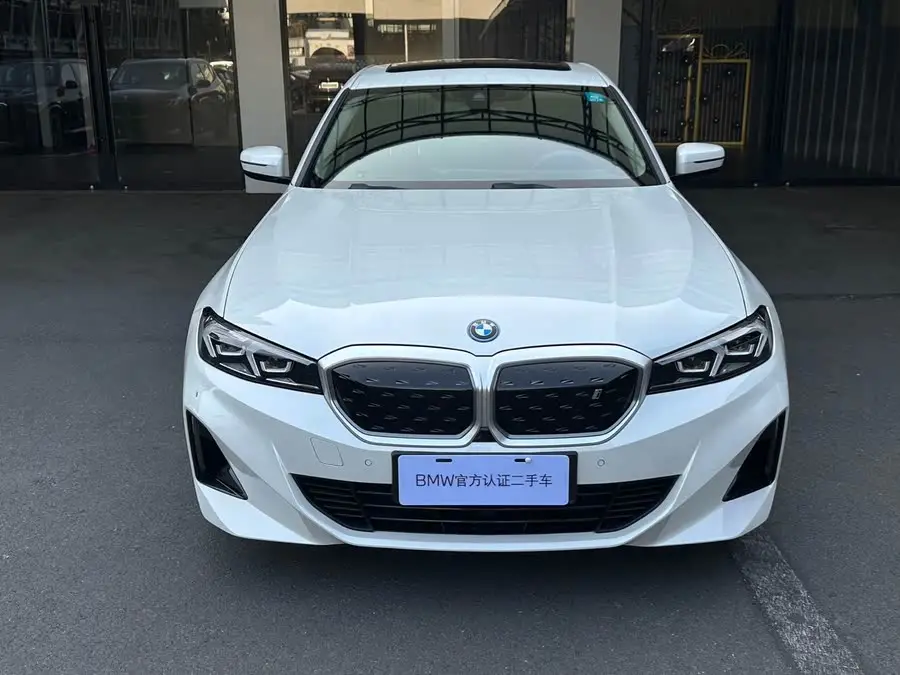 بي إم دبليو i3 2022 eDrive 35 L