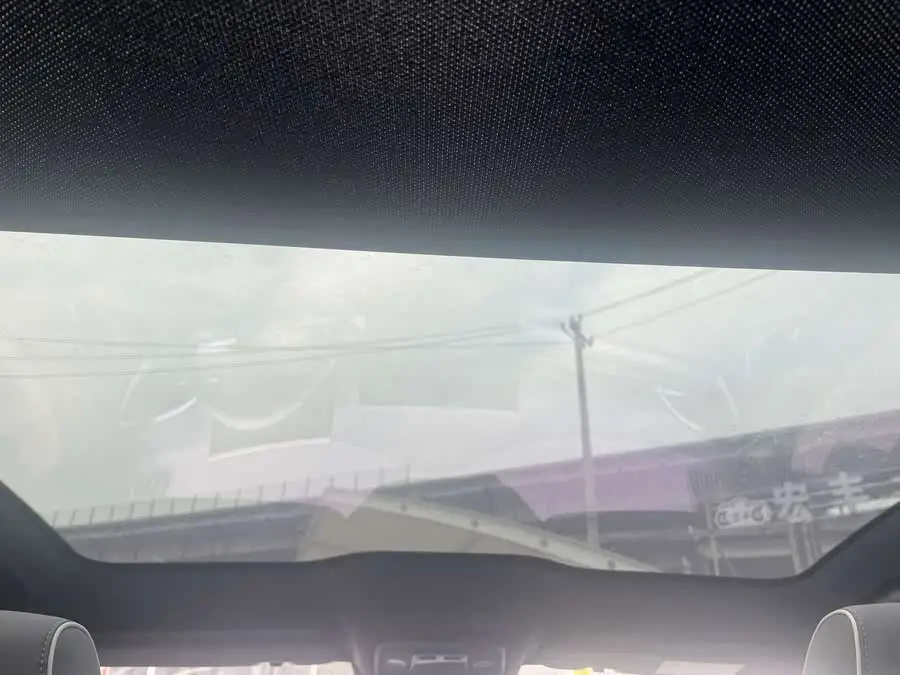 سيلاين 2023 إصدار البطل 550 كم الطراز الفاخر