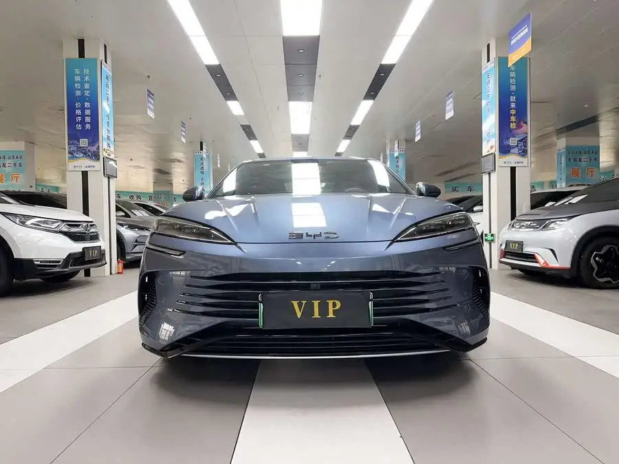 ختم 2023 DM-i 1.5T 121 كم طراز رائد