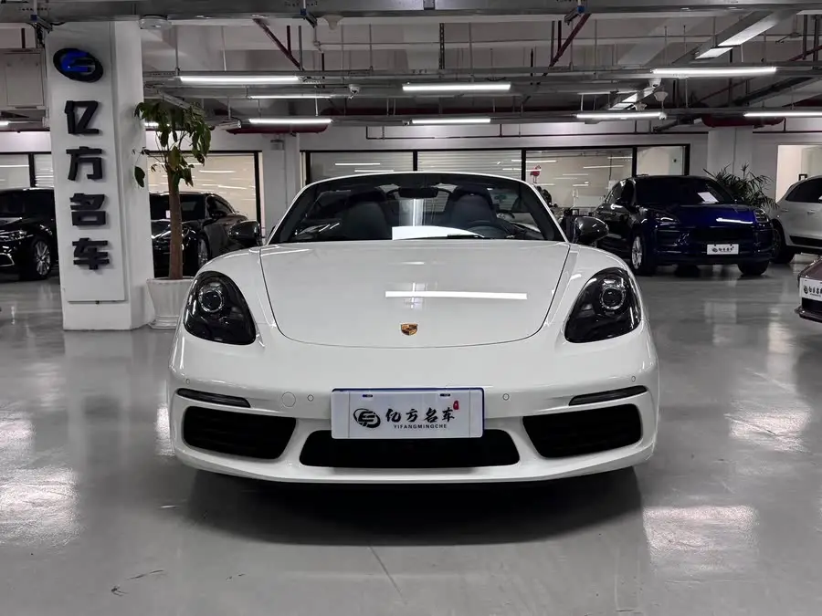 Porsche 718 2019 Boxster T 2.0T