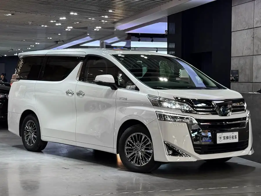 تويوتا فيلفاير 2020 موديل بمحرك مزدوج 2.5 لتر HV فئة فاخرة