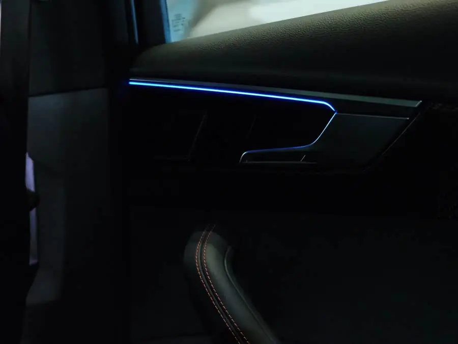 أودي RS 4 2023 RS4 أفانت إصدار بلاك