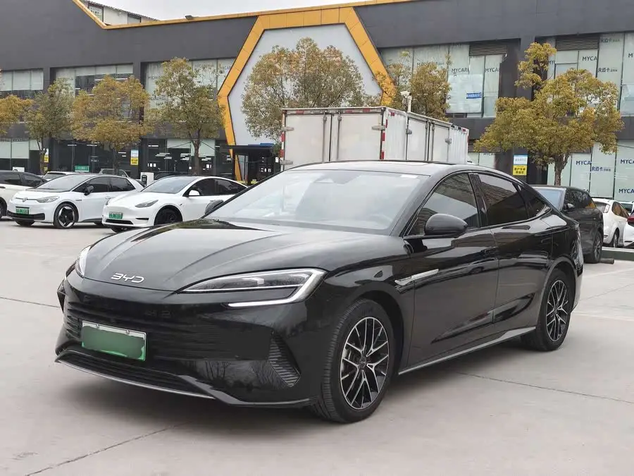 ختم 2023 DM-i 1.5L 121 كم فئة متميزة