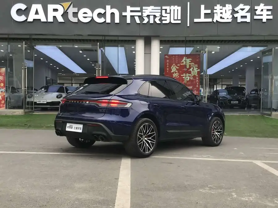 2023 Macan 2.0T