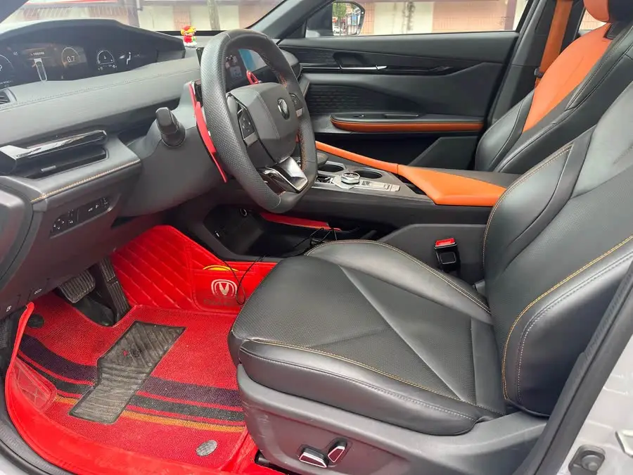 Changan UNI-V 2022 1.5T Premium