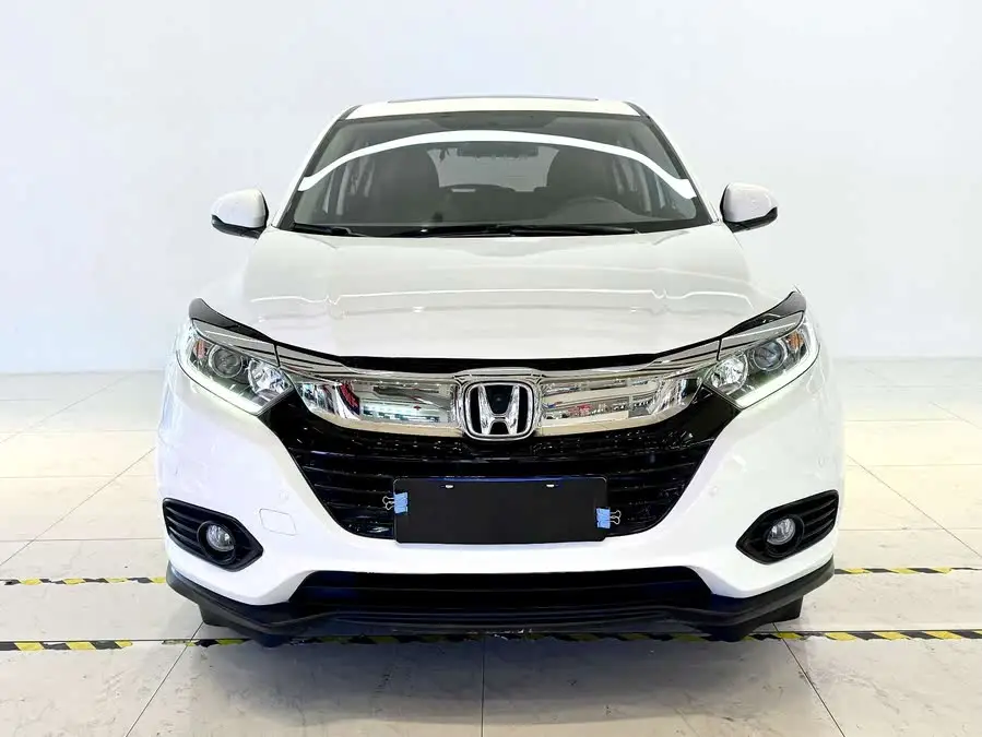 هوندا HR-V 2020 1.5 لتر CVT النسخة الرائدة