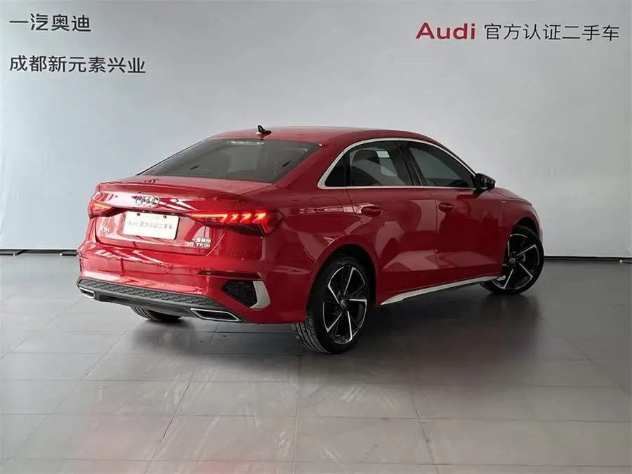 أودي A3 2021 A3L ليموزين 35 TFSI الطراز الرياضي العصري