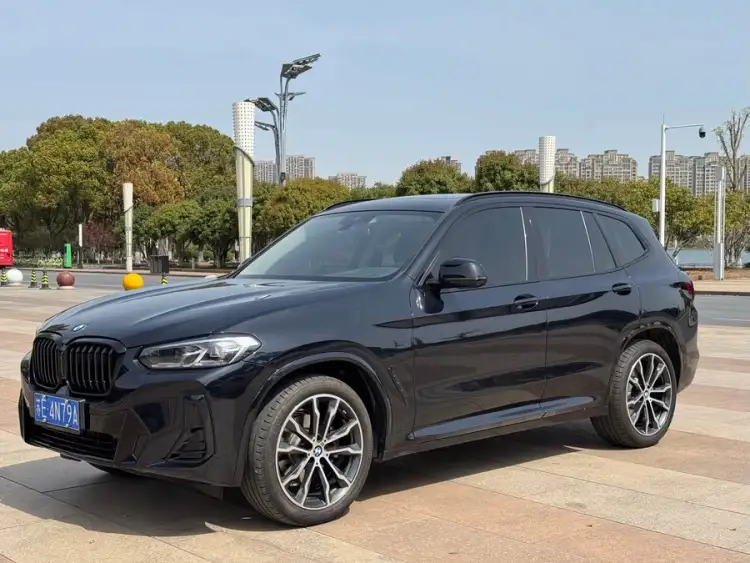 BMW X3 2023 xDrive30i Leading Model M Night Package