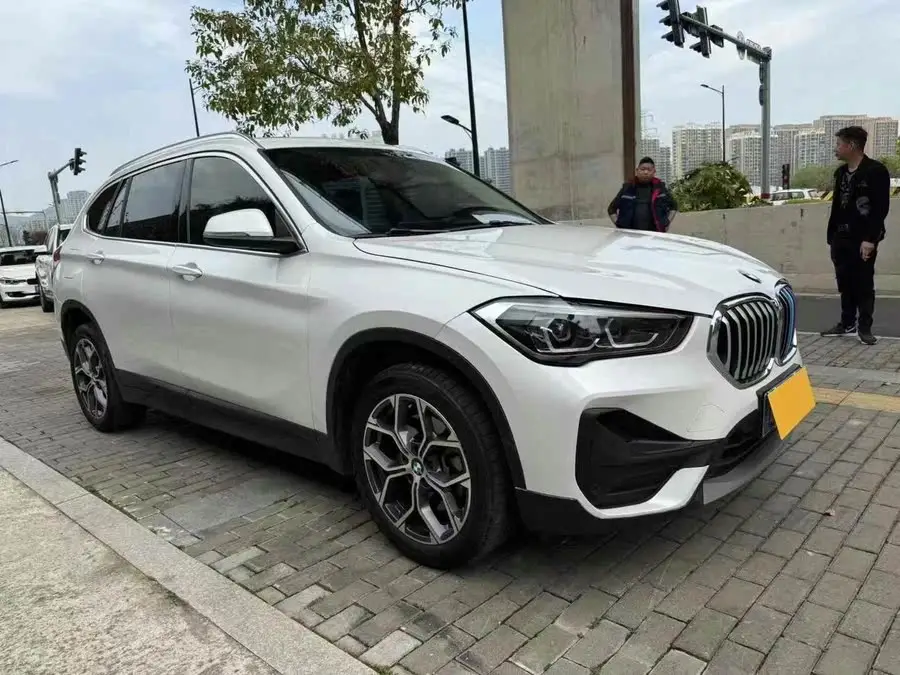 BMW X1 2022 sDrive25Li Leading Model
