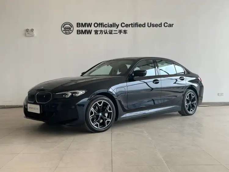 BMW i3 2024 eDrive 40 L Night Package