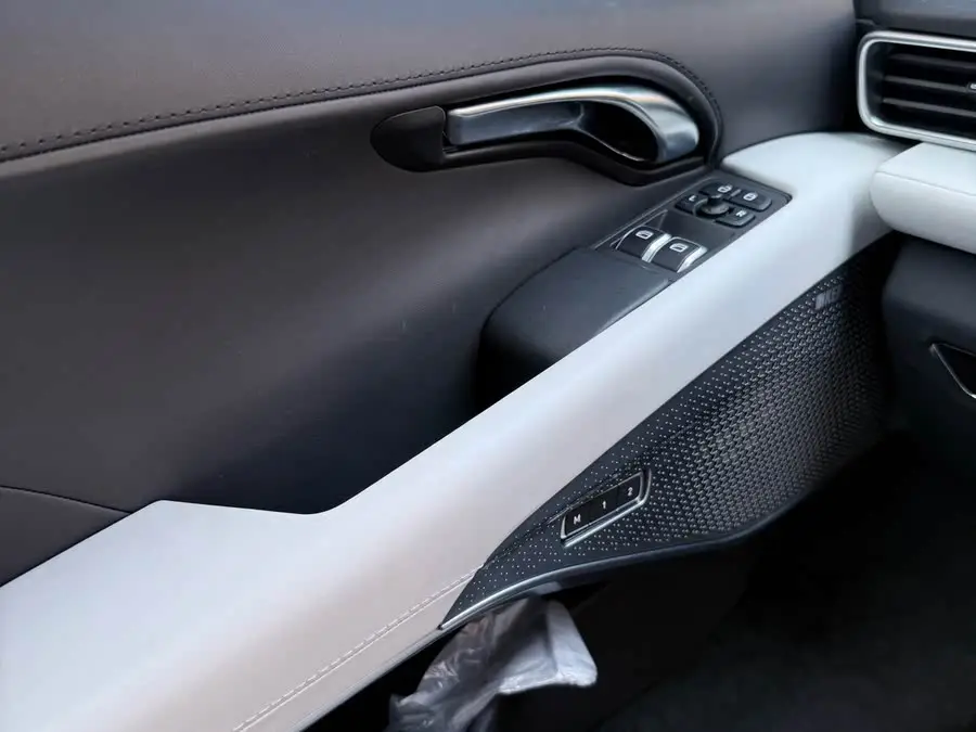 إيميرا 2021 2.0T DCT الطبعة الأولى