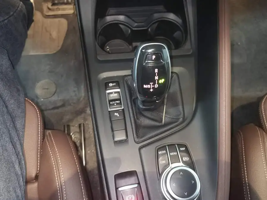 BMW X1 2022 sDrive25Li Leading Edition