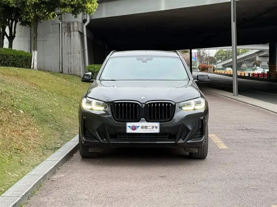 BMW X3 2022 xDrive30i Leading Model M Shadow Package