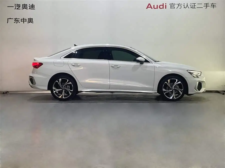 أودي A3 2022 A3L ليموزين 35 TFSI نسخة رياضية فاخرة