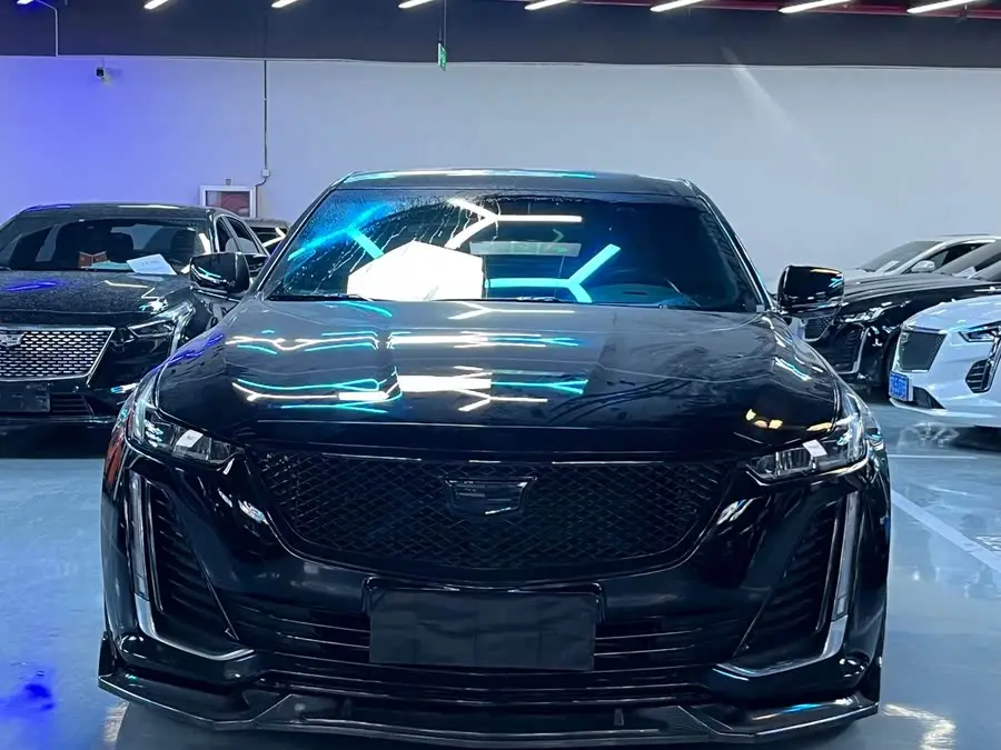 كاديلاك CT5 2021 28T الفاخرة