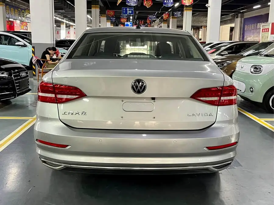 لافيدا 2021 1.5 لتر نسخة الراحة الأوتوماتيكية