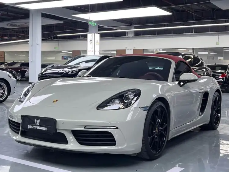Porsche 718 2022 Model Boxster 2.0T