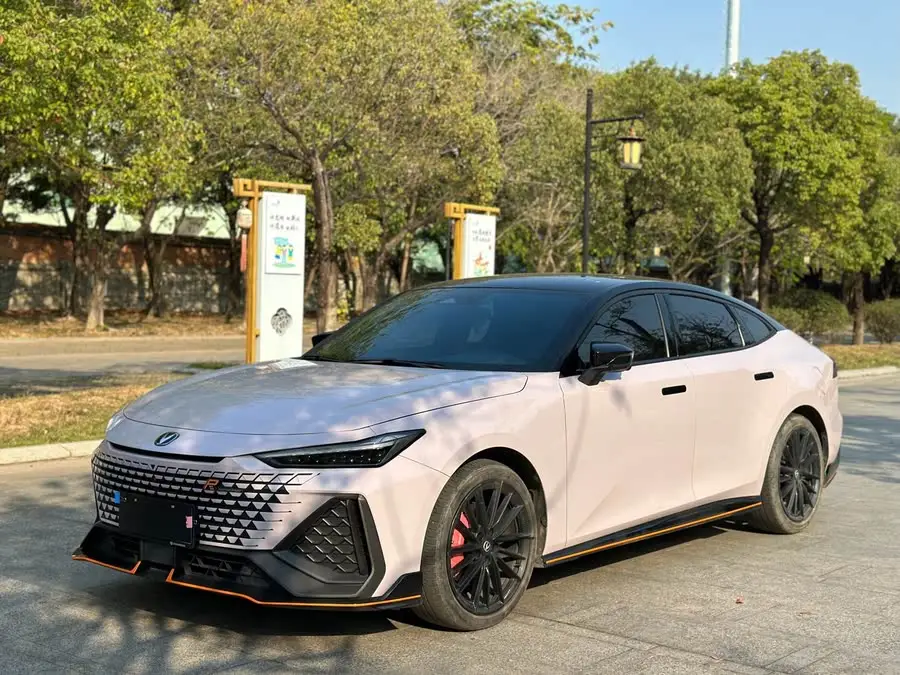 Changan UNI-V 2022 2.0T Leading Speed Edition