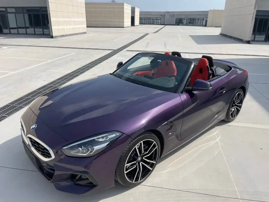 بي إم دبليو Z4 2023 sDrive 25i حزمة رياضية M