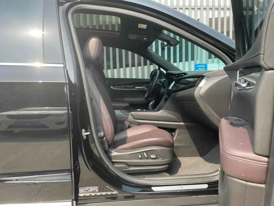 Cadillac XT6 2022 2.0T Six-seat AWD Luxury Standard Edition